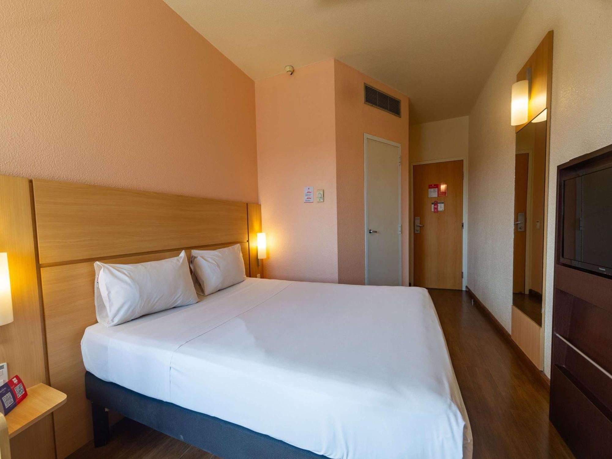 Ibis Manaus Distrito Industrial Exterior photo